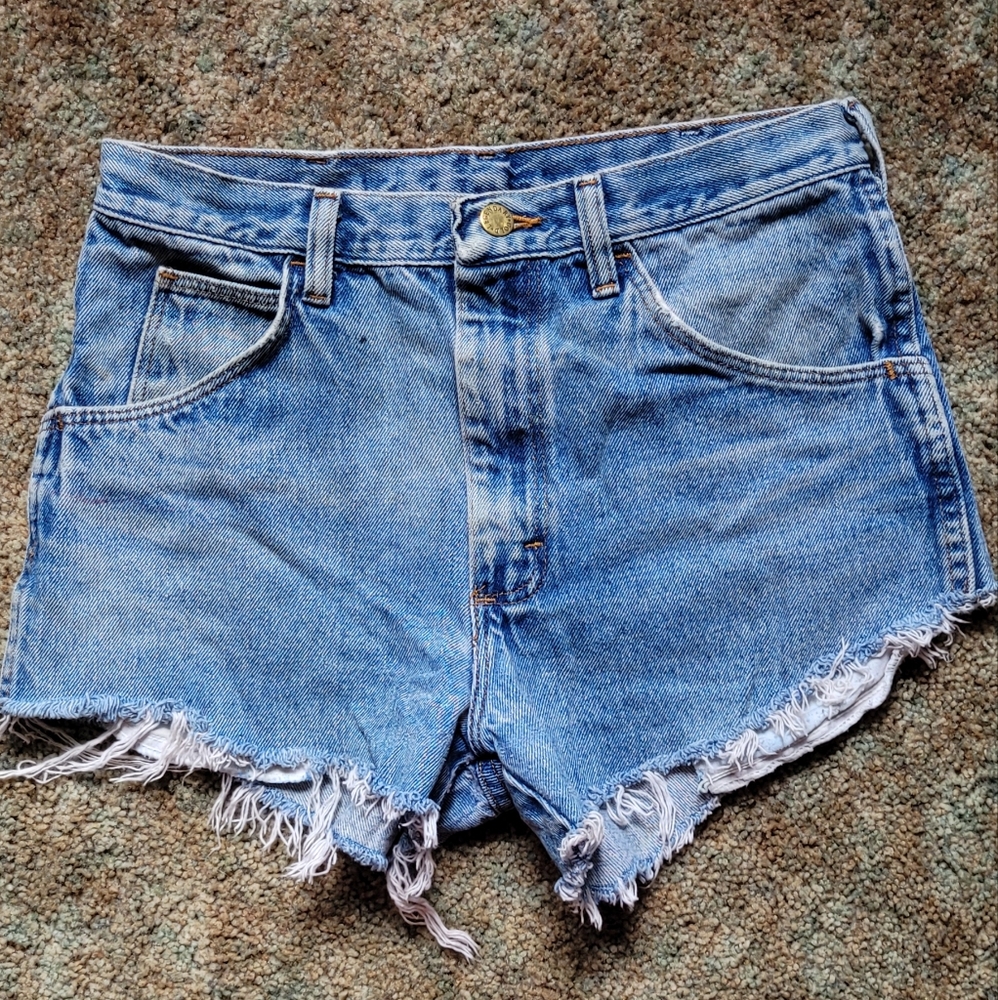 Women's vintage denim cutoffs